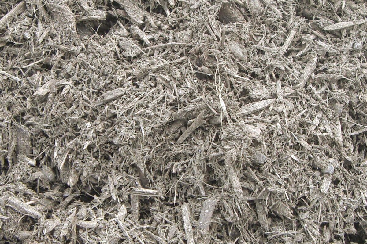 Double-ground hardwood bark mulch